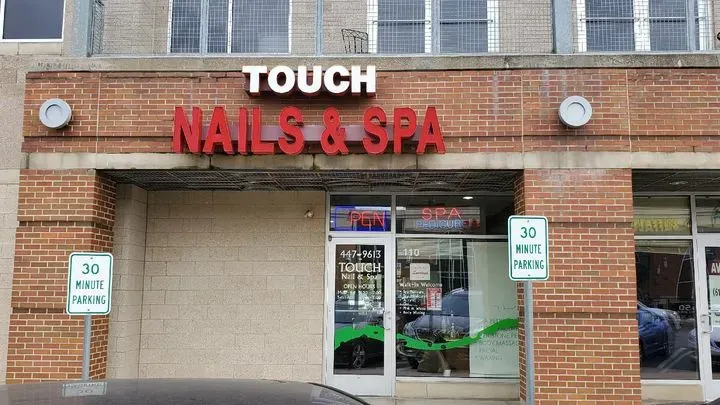 https://cdn.salonspotlight.com/photos/HjDG5Vwazy6VZh9mORS6/4356a4c8-2d3c-49f5-bd89-f7d399ff4921_720x720