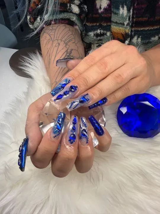 https://cdn.salonspotlight.com/photos/HjDG5Vwazy6VZh9mORS6/5b58fea3-0db5-4a9f-8542-24931cc95d8b_720x720