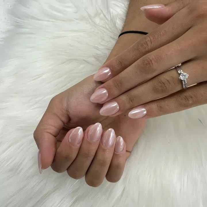 https://cdn.salonspotlight.com/photos/HjDG5Vwazy6VZh9mORS6/ac509641-59e9-41df-815e-5ca24f93e5cf_720x720