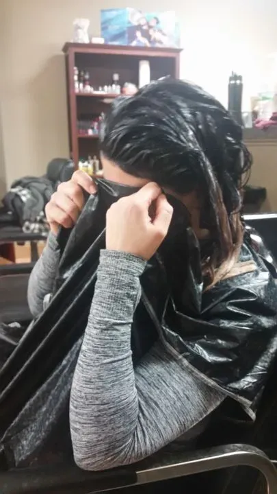 https://cdn.salonspotlight.com/photos/Hpnw1GpX9q66ELhcTzKd/71204b01-392c-4560-a2ac-ad23785e2d6a_720x720