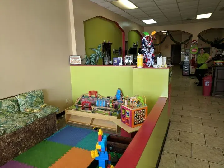 https://cdn.salonspotlight.com/photos/HxrK5MCHnIBMHbYLt8dR/5f61b817-39d7-4363-b434-fdbe6616aa50_720x720