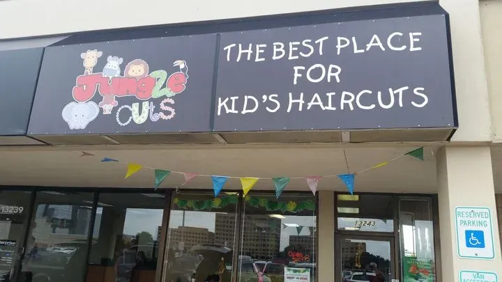 https://cdn.salonspotlight.com/photos/HxrK5MCHnIBMHbYLt8dR/84daafdd-a8ac-47a5-b4ab-f331ca249b2c_720x720