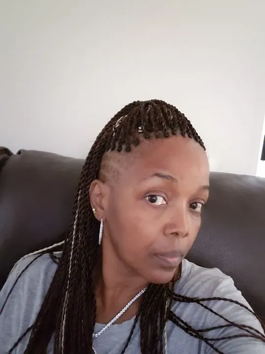 https://cdn.salonspotlight.com/photos/I0EFKEFnTynjeF4mHRRL/ac1e6ad6-7d0d-473b-adc6-c963717e949a_720x720