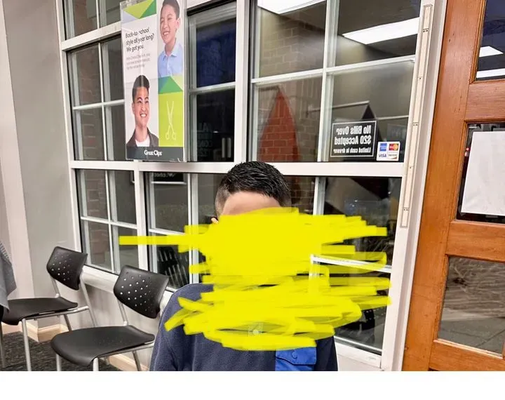 https://cdn.salonspotlight.com/photos/I0phnXbhX39gyGLgCeUc/8813d18e-61eb-447d-af62-443d25e5aa31_720x720