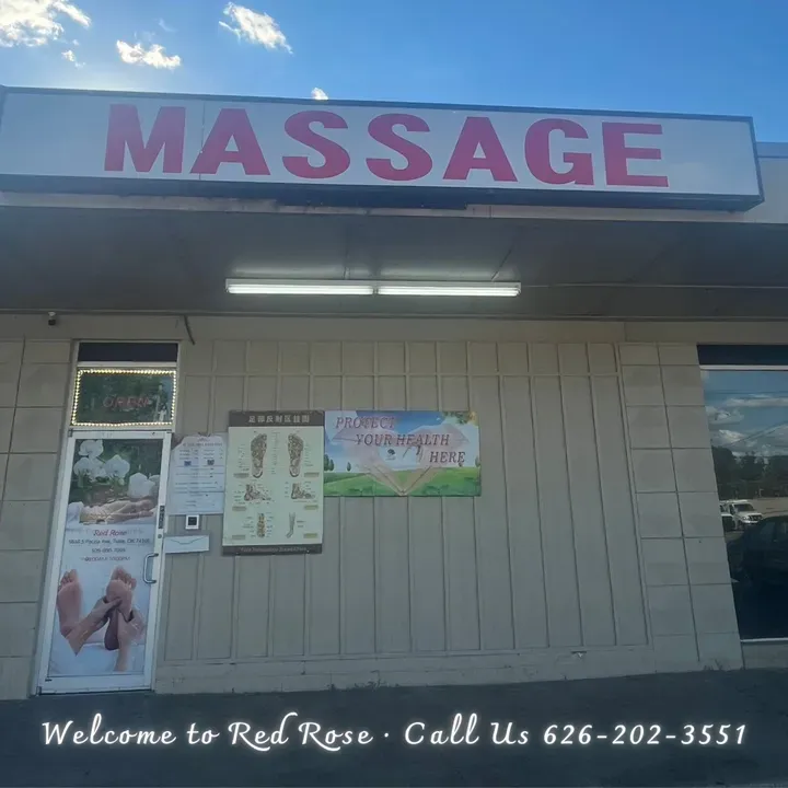 https://cdn.salonspotlight.com/photos/I1IYcY0FYntu730DOkDI/8c61860a-58a2-417c-a08a-61b25b4a1cfa_720x720