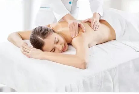 https://cdn.salonspotlight.com/photos/I1IYcY0FYntu730DOkDI/97465381-eb8d-4ca7-ba0e-0ec87ce722cc_720x720