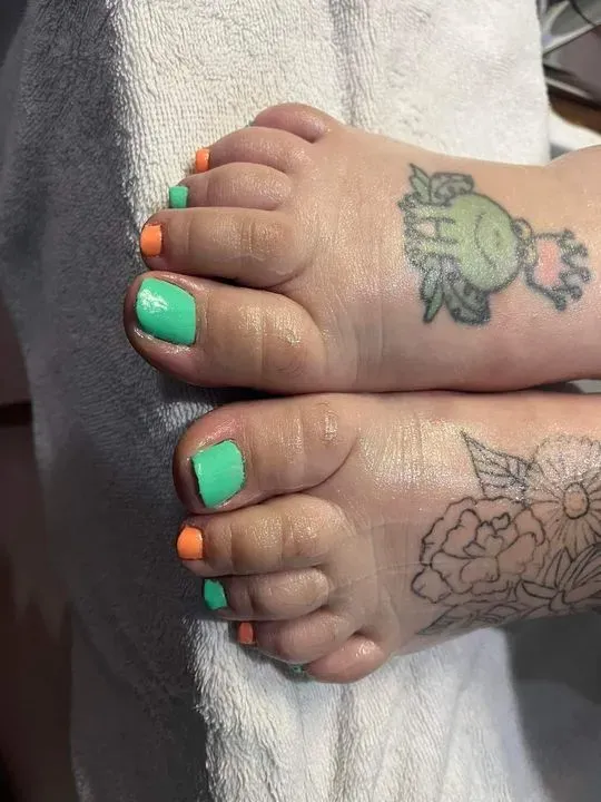 https://cdn.salonspotlight.com/photos/I1lP1M3MKUbCp1ynSII7/56f01eb0-2483-48d0-872b-c7cf716fb873_720x720