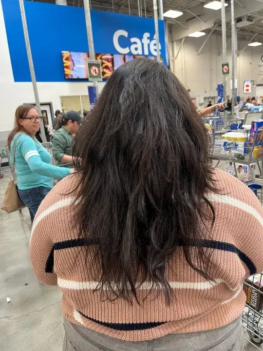 https://cdn.salonspotlight.com/photos/IEtABvZmFVnZXywLDpXw/b5af1443-117c-4e42-a669-bf1de61f94b5_720x720