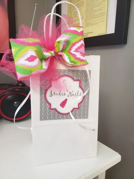 https://cdn.salonspotlight.com/photos/IJMjCNnoCR3oXNULQLDf/2ec1ac04-322e-4516-94b9-c91d745c0724_720x720