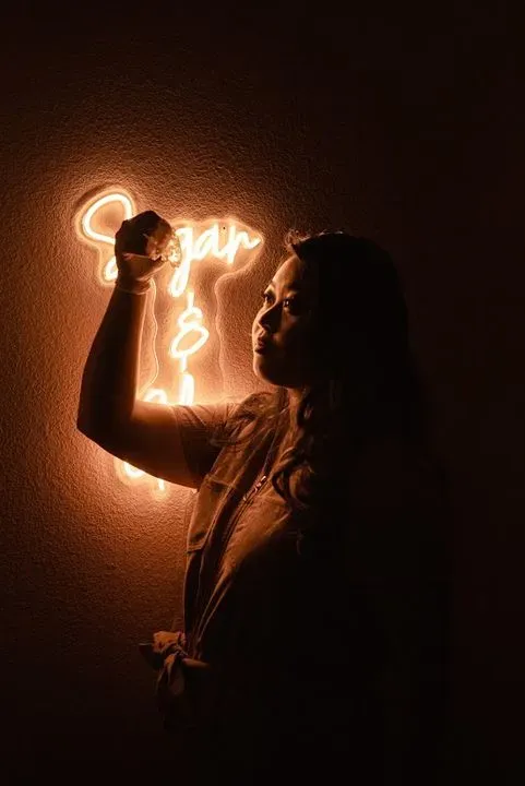 https://cdn.salonspotlight.com/photos/IMdZ1SMQPJPT4FjVxIWI/b8652af6-5d40-4162-acef-7e52179f0a1d_720x720