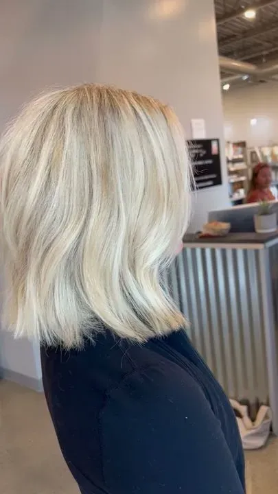 https://cdn.salonspotlight.com/photos/IQ43QhBgqpgnjls2qXtC/51fac9fb-8f3e-4705-bfef-8135f98f4101_720x720