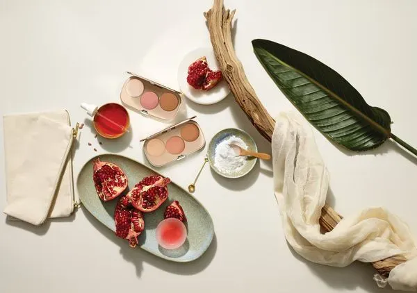https://cdn.salonspotlight.com/photos/IQEkkDHZG81BmH2OEfwm/31939091-9b0e-471c-9cf3-328e1ab58a40_720x720