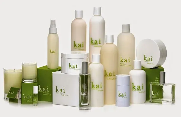https://cdn.salonspotlight.com/photos/IQEkkDHZG81BmH2OEfwm/368dd79c-1ab6-4dc4-a6dd-48702c86bb63_720x720