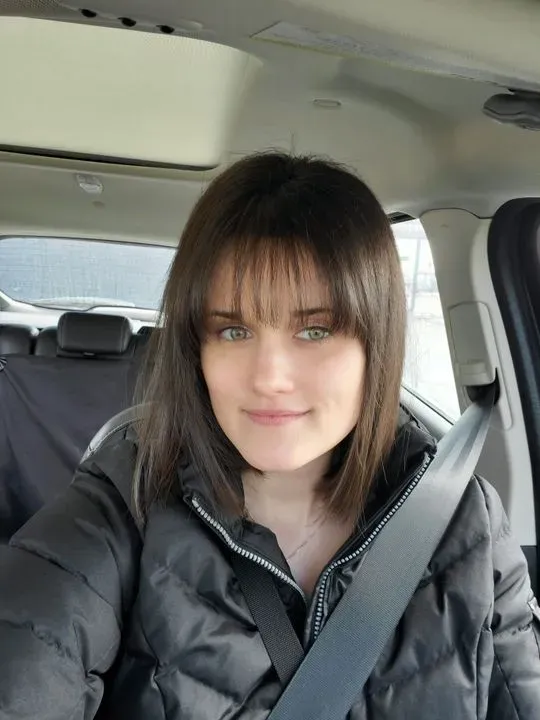 https://cdn.salonspotlight.com/photos/IQLFgOfcyAEPOzOzDxl2/09147a99-9ad1-4f75-bf65-27d6002248ba_720x720