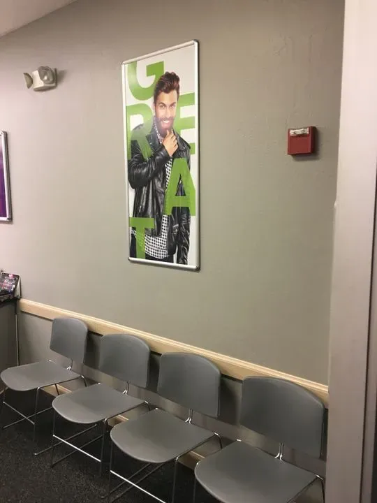 https://cdn.salonspotlight.com/photos/IR9thj6p40tKsBVVWnNq/5ffecadf-14da-47bc-bf2e-7a692808208c_720x720