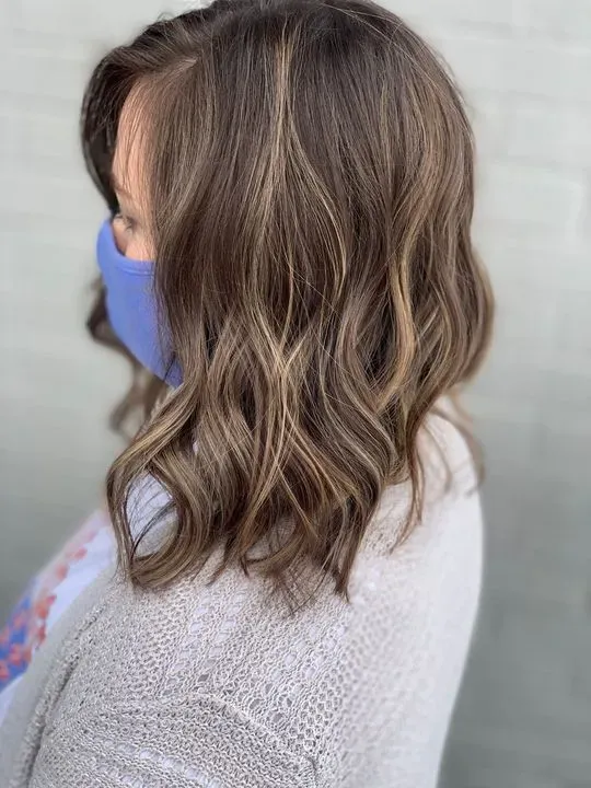 https://cdn.salonspotlight.com/photos/ITHMKFRgy10o9MhAm1wV/7b554536-3e76-491f-82f4-f7b6ce105805_720x720