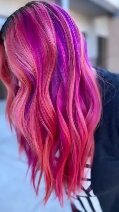 https://cdn.salonspotlight.com/photos/IXWExrgJuTb4RGvve0QV/a49c0422-6018-4fec-9a36-225e29e719d8_720x720