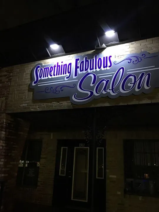 https://cdn.salonspotlight.com/photos/Ibagdcm4Fbe9N4HcvY4g/c86df041-c95f-40ea-b222-b260e982d704_720x720