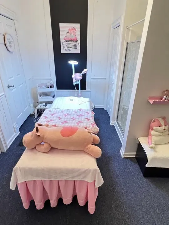 https://cdn.salonspotlight.com/photos/IfTTxEdoD7lP0GLGcJSz/10607864-0ca7-4899-8a3d-4ba29cfcd382_720x720