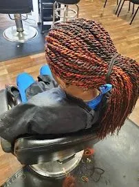 https://cdn.salonspotlight.com/photos/Ifw1dR5pPZ3kPZwnAtJg/88d16ece-6d36-4ccb-8546-97b656e06941_720x720