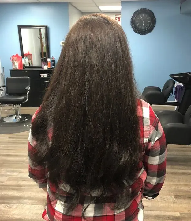 https://cdn.salonspotlight.com/photos/IjnBPv9pD8Ia5vzV2hnQ/100fd94b-8555-49ae-aefd-e881adb9b813_720x720