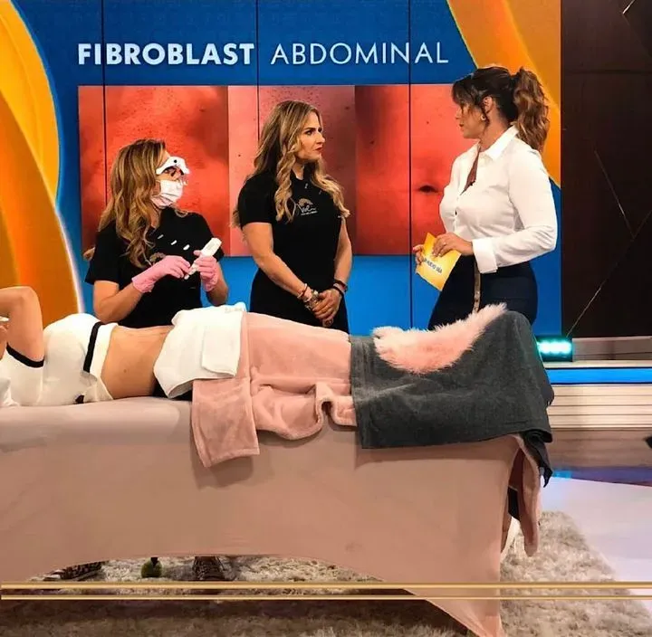 https://cdn.salonspotlight.com/photos/IrBqEPk3XSdKY0V1xbfW/3cb6974d-03ad-465f-9dc8-f7fdde4ac762_720x720