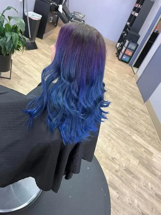 https://cdn.salonspotlight.com/photos/ItBFUA8lb7gNwKneM1p8/42059b52-e344-4525-a9ce-9abb95f11e8d_720x720