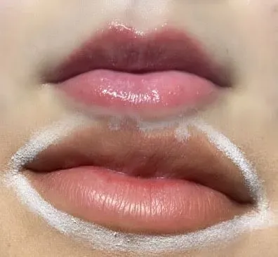 https://cdn.salonspotlight.com/photos/IvHrfCdDdzjkxOE13YVi/ac1182ed-6f10-4fde-b8a7-068095b8775c_720x720