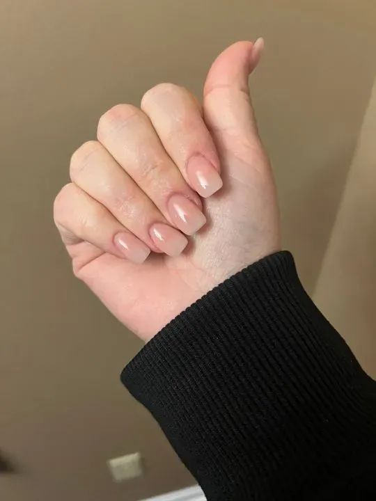 https://cdn.salonspotlight.com/photos/Ivkv50XBEm3uYNzpTooZ/08f92684-ceb4-4e19-953f-b1560bae449c_720x720