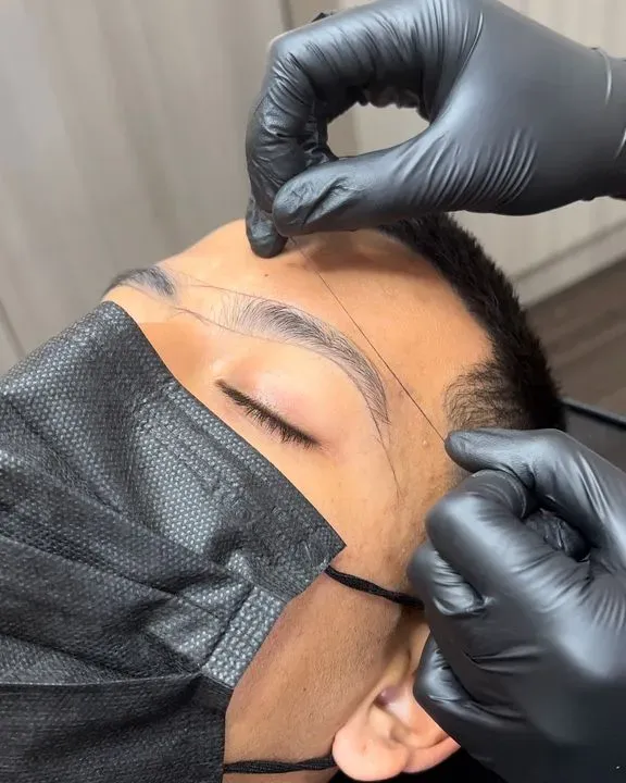 https://cdn.salonspotlight.com/photos/Ixc5biWaWmNa2vNuqgPJ/f8cbc8ce-aa61-4663-ad3f-70c118698b86_720x720