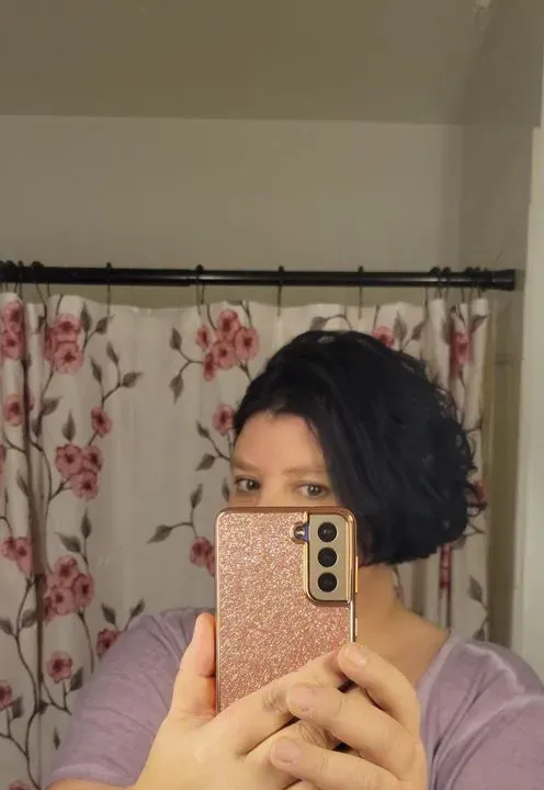 https://cdn.salonspotlight.com/photos/IzUZMzlRWanJ0KCPl2PE/8729f42d-321c-4274-845e-1be24808a529_720x720