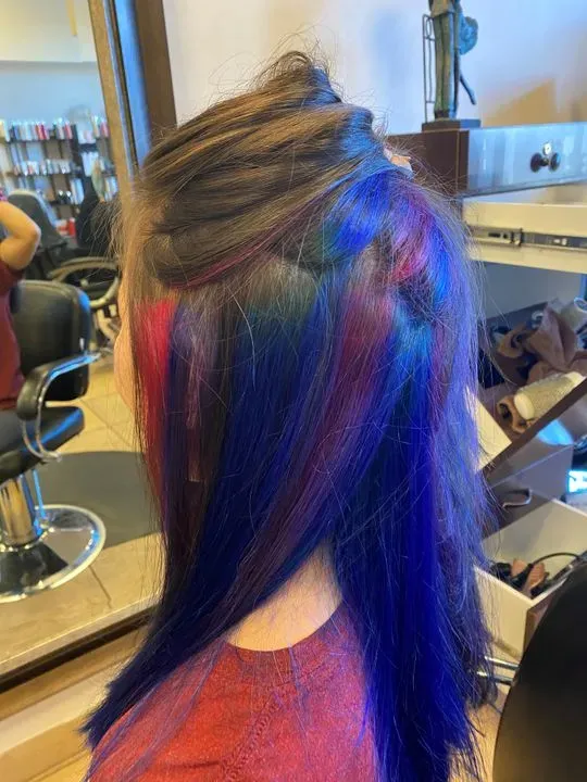 https://cdn.salonspotlight.com/photos/J4xaBmPRNI5lW1ntYKGS/e312699d-944a-4275-aaa6-2aa823d657c1_720x720