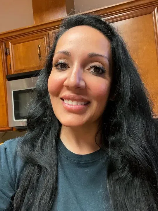 https://cdn.salonspotlight.com/photos/J7PLTnyksKH4aj85dR5V/b9fdb067-186a-4df5-9ba3-eddf63e0a5a8_720x720