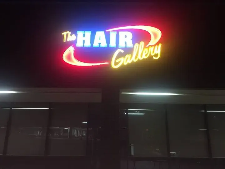 https://cdn.salonspotlight.com/photos/J8tuXWavszjwVs8LCAAx/08f44a7f-579c-4f3c-9fb7-1267488cbca4_720x720