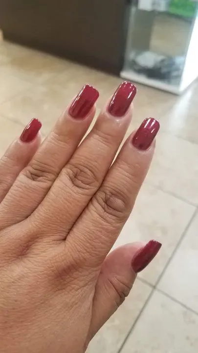 https://cdn.salonspotlight.com/photos/JF0PUM5G28lnP6Mb6ppE/06462a49-82eb-43c4-ac67-4e46427c49f2_720x720