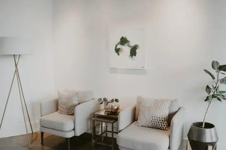 https://cdn.salonspotlight.com/photos/JGZLb9xlg9LkiccaCZB5/20ae368e-297c-48bf-ada2-8f0a548ab407_720x720