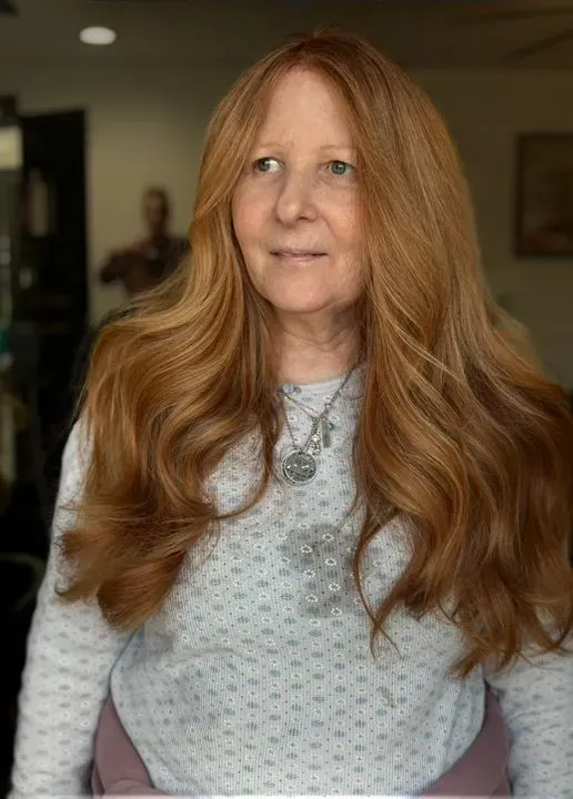 https://cdn.salonspotlight.com/photos/JMZys2LlaQyivmsdbVGu/369aca37-47f6-463e-8583-b0bf9840a607_720x720