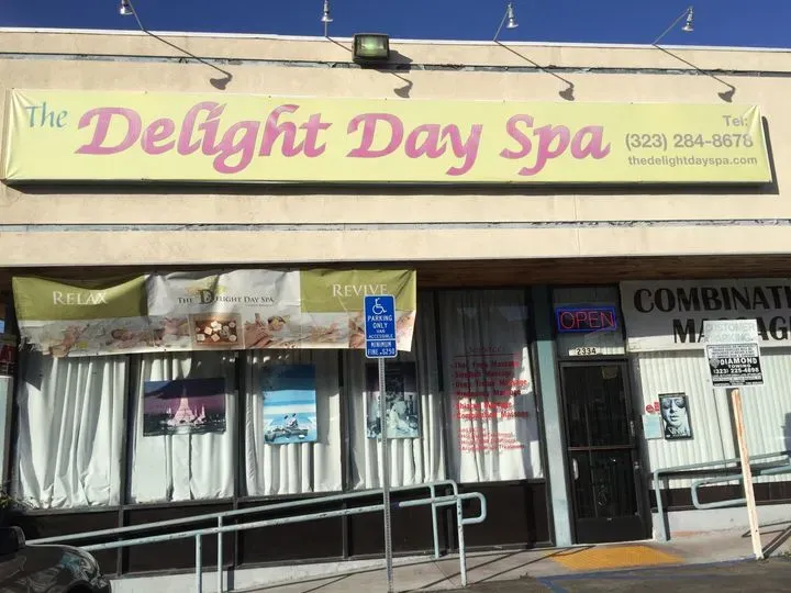 https://cdn.salonspotlight.com/photos/JNssEi98MzTR30kNNHfn/f483b229-2a5f-4722-8823-dc00f07806cf_720x720
