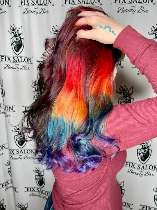 https://cdn.salonspotlight.com/photos/JR5CAJpA2cBzt17KIXkB/938ae28c-33c6-4a53-8199-7a8b0e7c3912_720x720