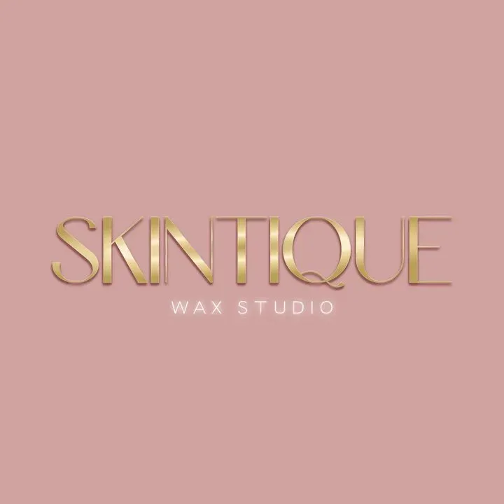 https://cdn.salonspotlight.com/photos/JXkewevgUAWyV5HCYAmE/44bc6e33-7596-4f85-b61a-4d7accaba925_720x720