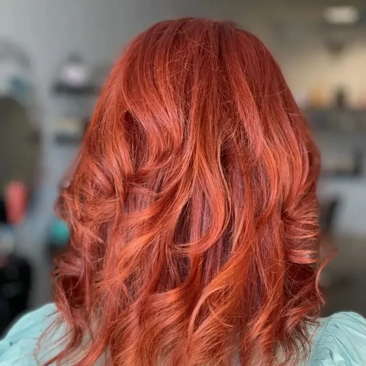 https://cdn.salonspotlight.com/photos/JcxqTfKn0AursgZ1hSLR/3d9dbfa4-3993-4202-8cbd-cbfbb7ba05f3_720x720