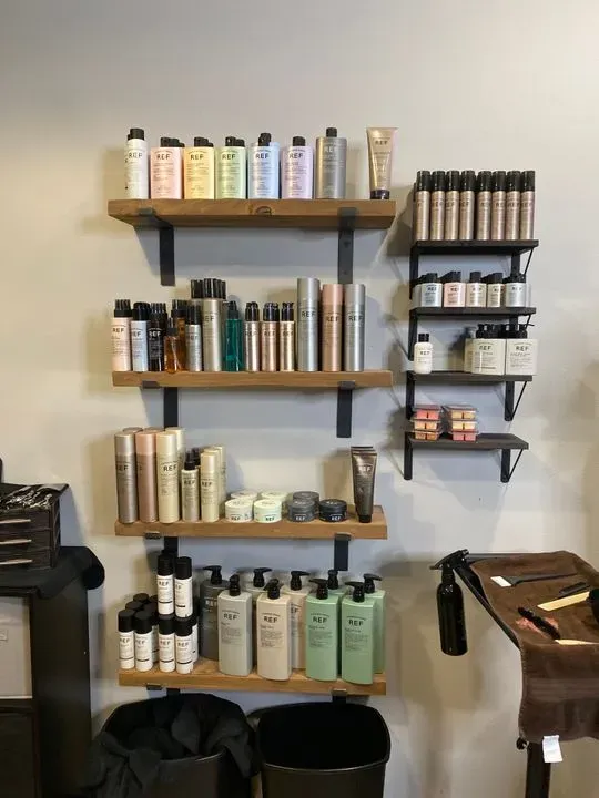 https://cdn.salonspotlight.com/photos/Jqwb2mCVfcm5AVCL521J/dcdd0122-e71a-45dc-a297-f58d921fe6b8_720x720