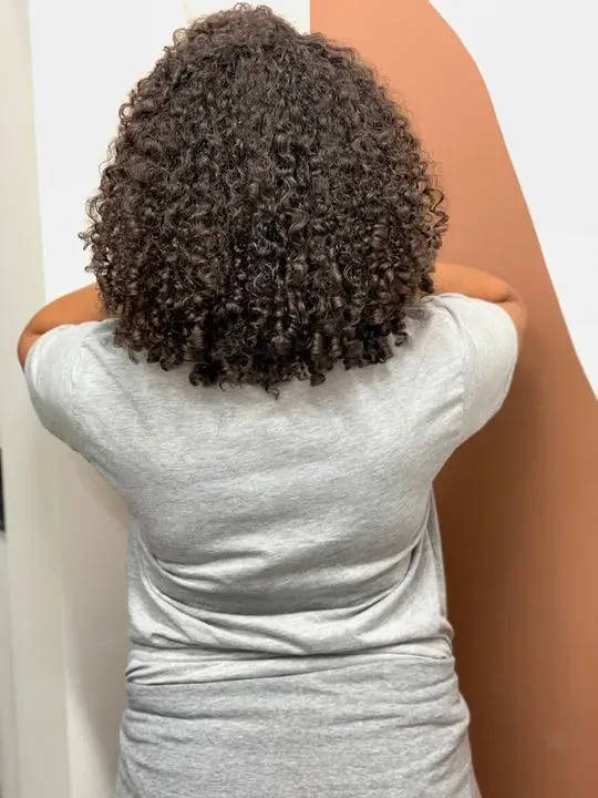 https://cdn.salonspotlight.com/photos/JucsuokUfpTXyBzXpJ3K/7f6815c0-58dc-45dc-a916-15a79463b3c5_720x720