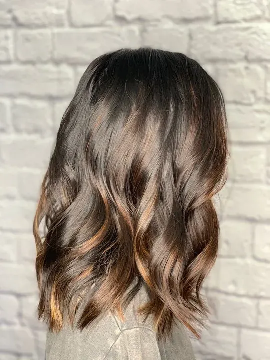 https://cdn.salonspotlight.com/photos/Jz4xFajXWgsE2TecVcdQ/50bc68b5-3fd2-412b-b064-38158e0ea1f6_720x720