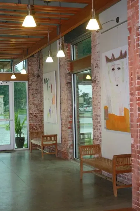 https://cdn.salonspotlight.com/photos/K0lEpPuAZLUTv9SJ424s/09396bc2-dfef-4a77-b259-e55fabb8ae02_720x720