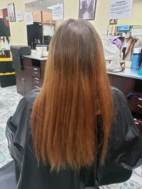 https://cdn.salonspotlight.com/photos/K3SwsaiP9jYcCakpGYXH/2991cdd6-f787-4e5b-aefd-3917fd4f209b_720x720
