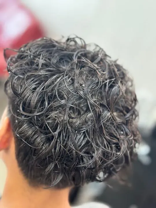 https://cdn.salonspotlight.com/photos/KACw0o3E2obUuHcam93t/9773ffe9-68e8-4b99-93dd-79172930816e_720x720