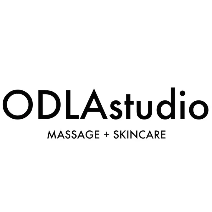 https://cdn.salonspotlight.com/photos/KDVQDIdMAIGs9zPtsiZz/b99a890d-699f-4a9f-9d2a-de52019a0138_720x720