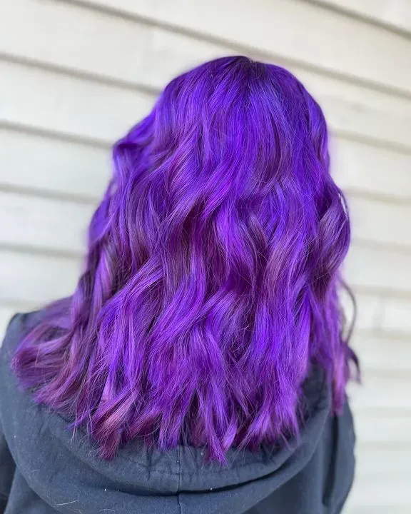 https://cdn.salonspotlight.com/photos/KGdlfle3asqKX7iNiNBs/009b3586-4b19-4511-9019-d63e0abba31e_720x720