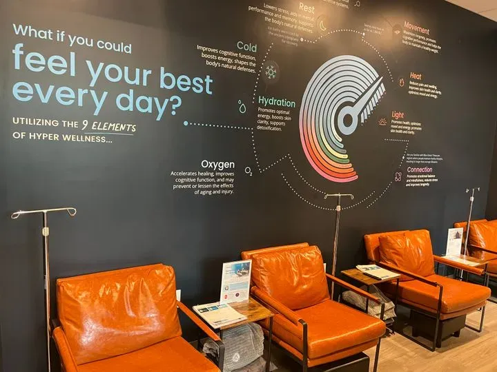 https://cdn.salonspotlight.com/photos/KOBS8GNbrcMDpRttB8k9/22b128ac-69d5-4626-b030-1073ba4be2ff_720x720